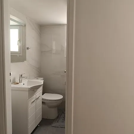 Metro Station Panormou Comfortable Max Two Guests Apartment *