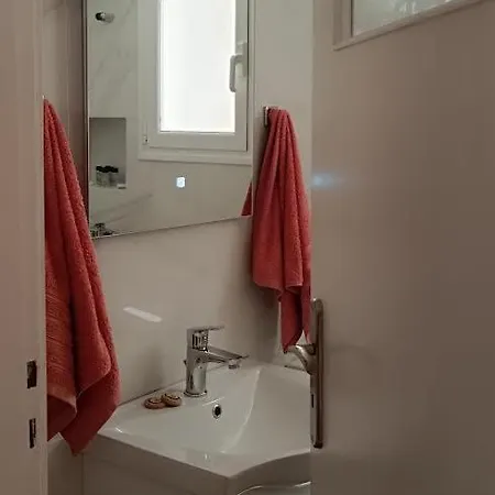 Apartment Metro Station Panormou Comfortable Max Two Guests *